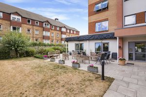 Communal Patio- click for photo gallery